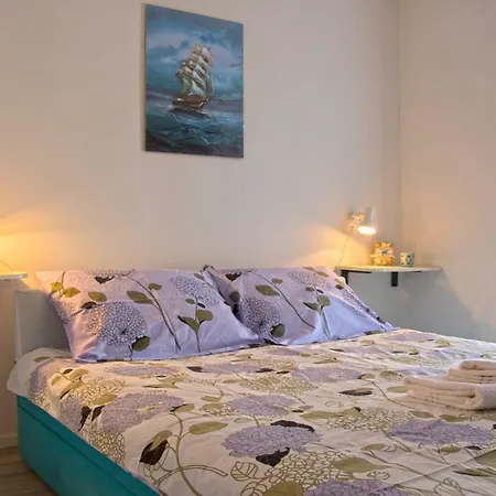 Apartments Jadranovo 卓得诺沃