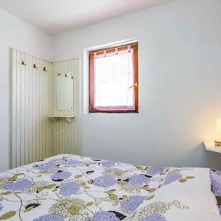 Apartments Jadranovo