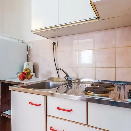 Apartments Jadranovo 公寓 卓得诺沃